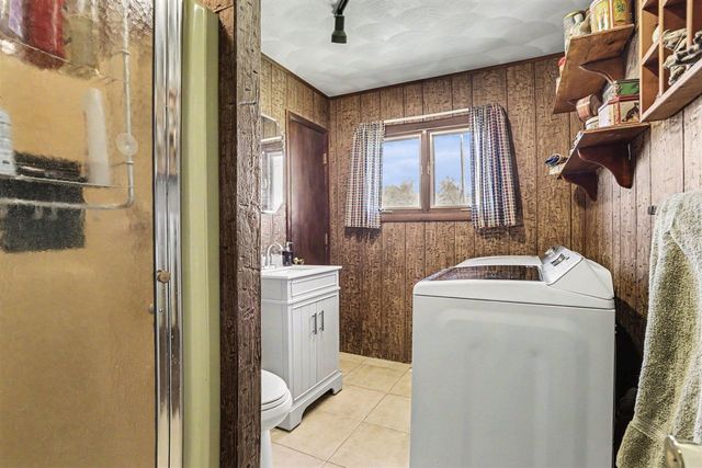 55019 N Fisher Lake Road, Three Rivers, MI 49093