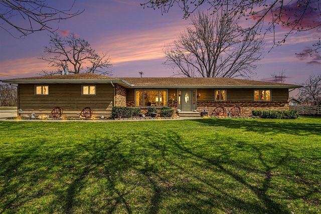 55019 N Fisher Lake Road, Three Rivers, MI 49093