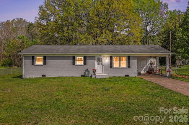 225 Dulin Avenue, Salisbury, NC 28146