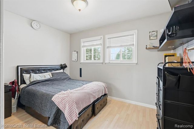 750 Southampton Court, Auburn Hills, MI 48326