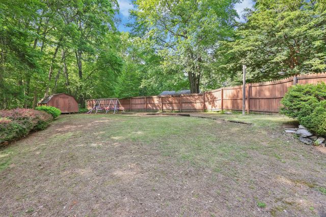 56 Birchwood Road, Windsor, CT 06095
