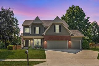 401 W 11th Terrace, Kearney, MO 64060