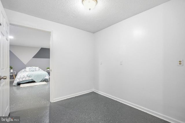 3280 ARUNDEL ON THE BAY RD, Annapolis, MD 21403