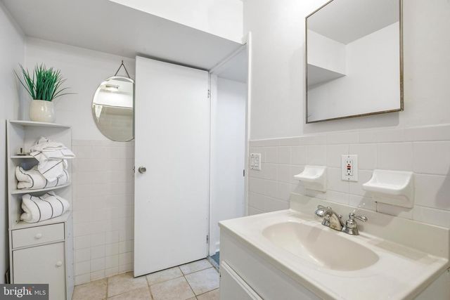 3280 ARUNDEL ON THE BAY RD, Annapolis, MD 21403