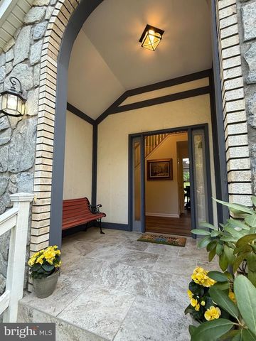 3280 ARUNDEL ON THE BAY RD, Annapolis, MD 21403