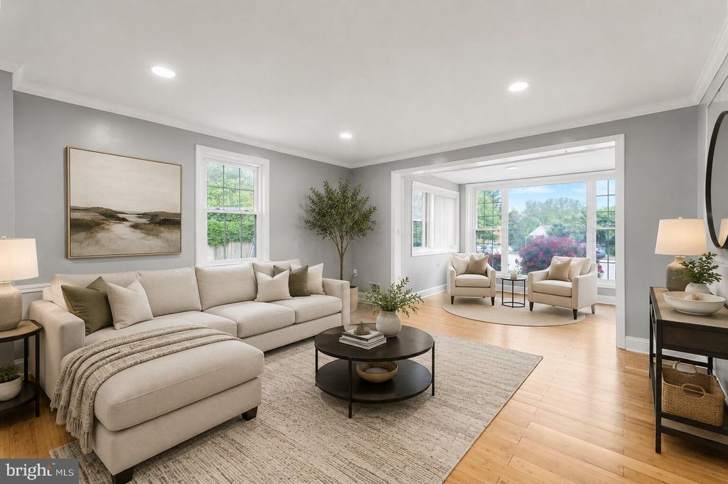 Image 36 of property listing at 1302 CROWNFIELD CT, Baltimore, MD 21239