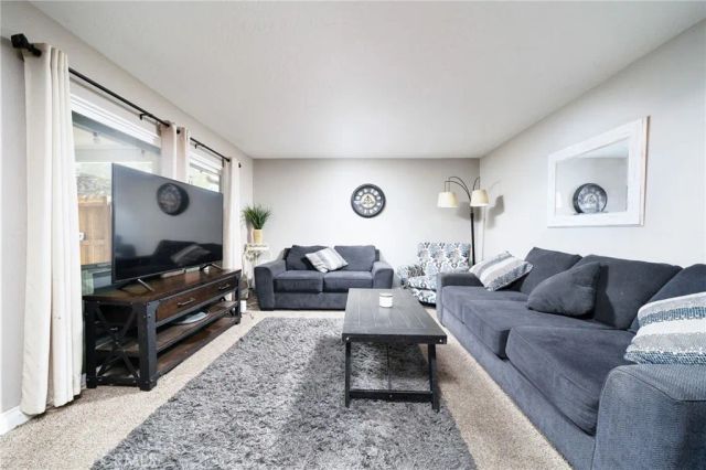 10147 Primrose Avenue, Hesperia, CA 92345