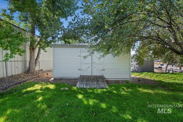 7566 S Valley Heights Dr, Boise, ID 83709