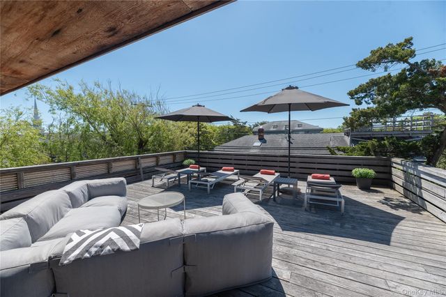 290 Wilmot Road, Ocean Beach, NY 11770
