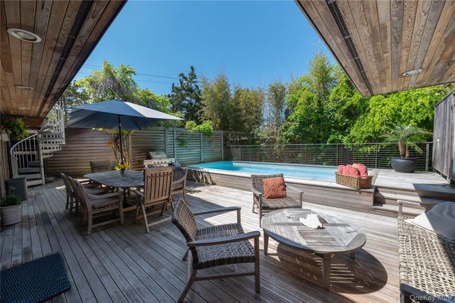 290 Wilmot Road, Ocean Beach, NY 11770