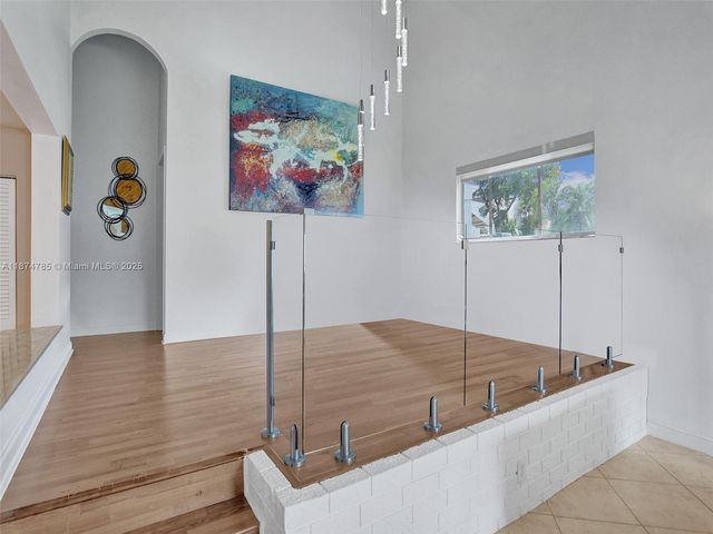 8662 Bridle Path Ct 115A, Davie, FL 33328