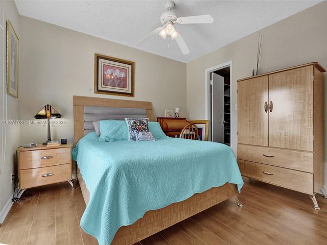 8662 Bridle Path Ct 115A, Davie, FL 33328