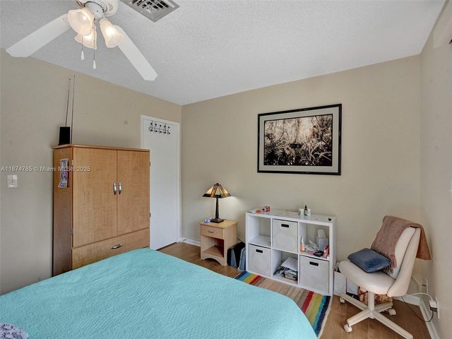 8662 Bridle Path Ct 115A, Davie, FL 33328