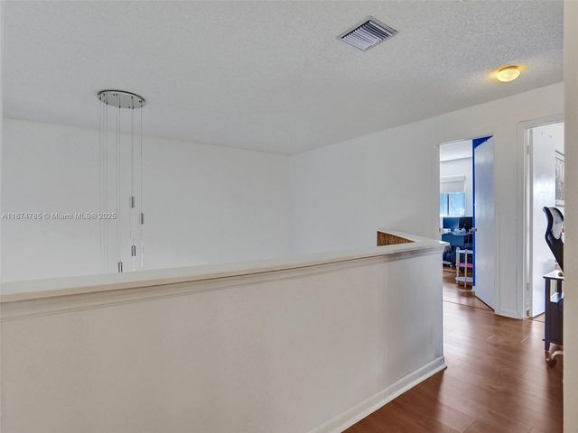 8662 Bridle Path Ct 115A, Davie, FL 33328