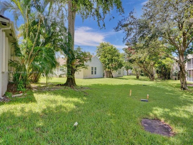 8662 Bridle Path Ct 115A, Davie, FL 33328