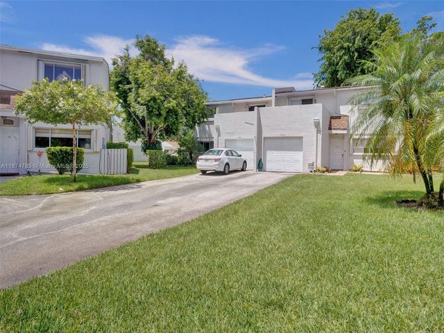 8662 Bridle Path Ct 115A, Davie, FL 33328