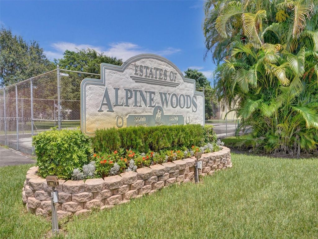 8662 Bridle Path Ct 115A, Davie, FL 33328