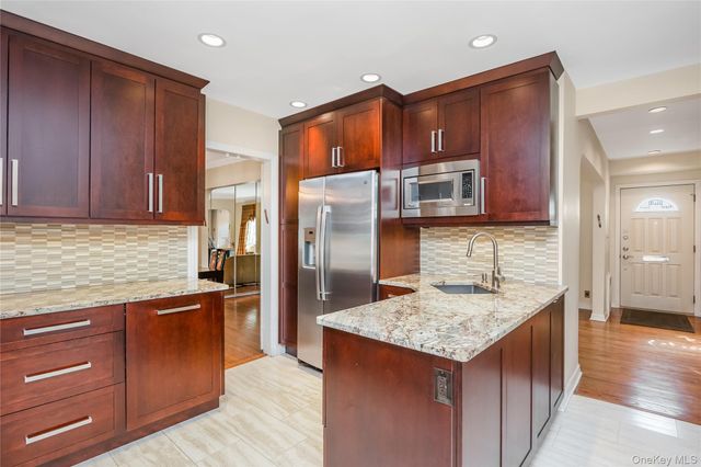 7623 168th Street, Fresh Meadows, NY 11366