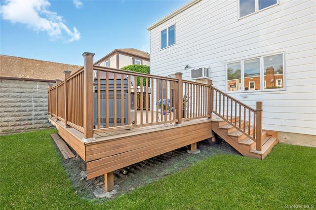 7623 168th Street, Fresh Meadows, NY 11366
