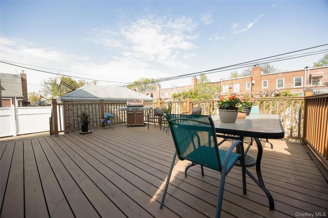 7623 168th Street, Fresh Meadows, NY 11366