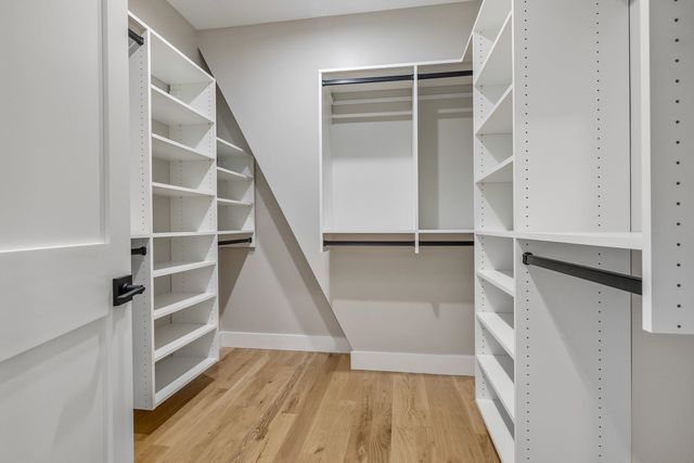 22 LITTLE BAY Drive, Dover, NH 03820