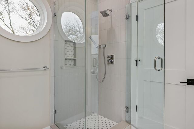 22 LITTLE BAY Drive, Dover, NH 03820