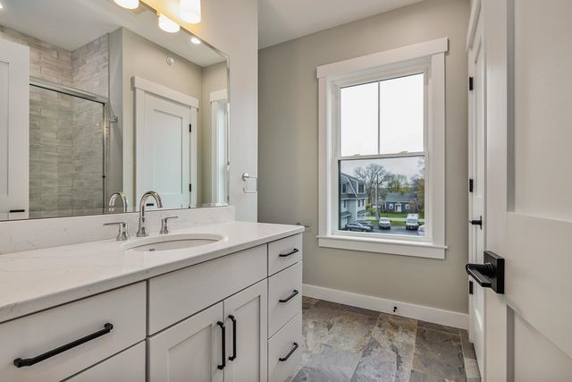 22 LITTLE BAY Drive, Dover, NH 03820