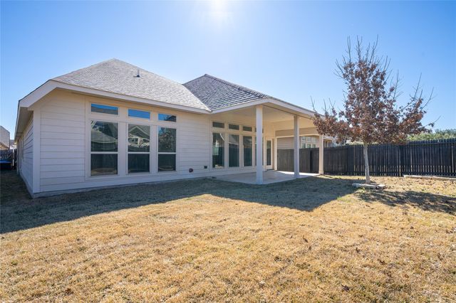 2138 Rustling WAY, Seguin, TX 78155