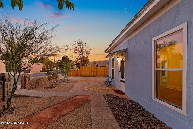 306 S San Pedro Street, Las Cruces, NM 88001