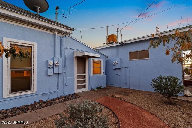 306 S San Pedro Street, Las Cruces, NM 88001