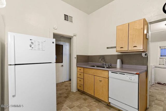 306 S San Pedro Street, Las Cruces, NM 88001
