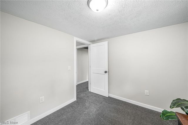 9564 Wolf Road, Windham, OH 44288