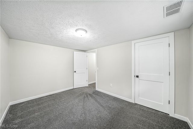 9564 Wolf Road, Windham, OH 44288