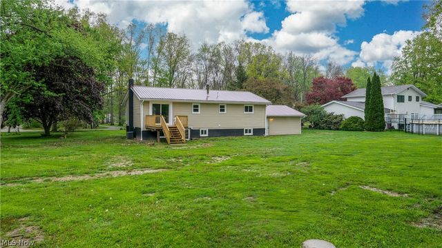 9564 Wolf Road, Windham, OH 44288