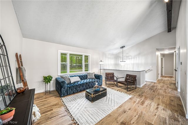 9564 Wolf Road, Windham, OH 44288