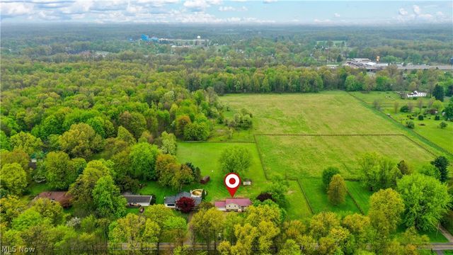 9564 Wolf Road, Windham, OH 44288