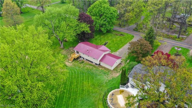 9564 Wolf Road, Windham, OH 44288
