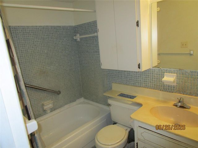 1950 58TH AVENUE N 10, St Petersburg, FL 33714