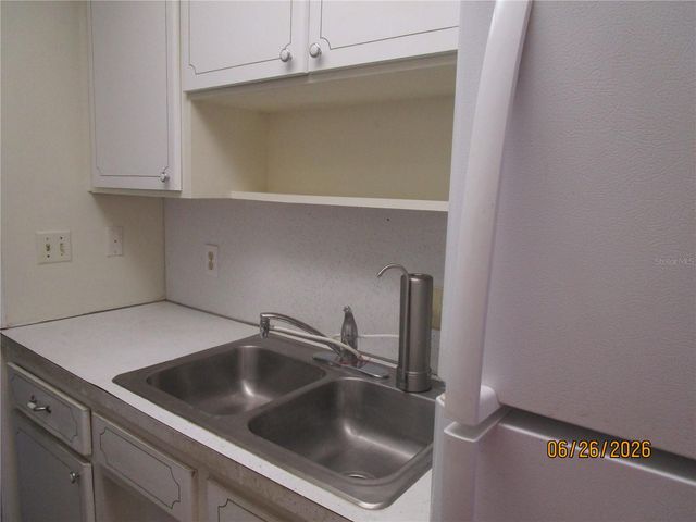 1950 58TH AVENUE N 10, St Petersburg, FL 33714