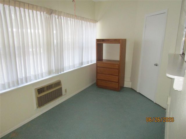 1950 58TH AVENUE N 10, St Petersburg, FL 33714