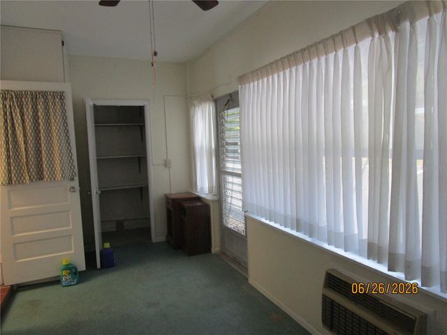 1950 58TH AVENUE N 10, St Petersburg, FL 33714