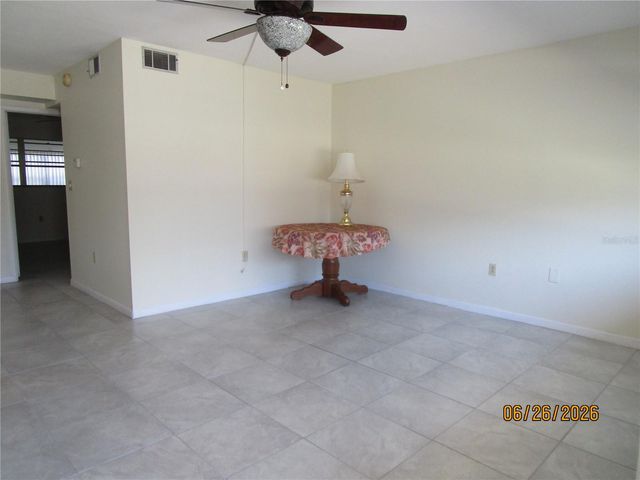 1950 58TH AVENUE N 10, St Petersburg, FL 33714