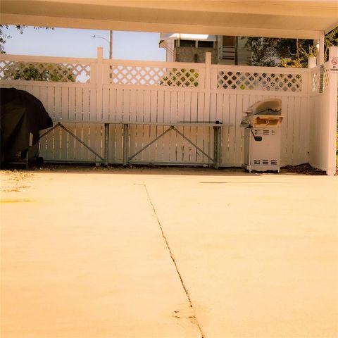 1950 58TH AVENUE N 10, St Petersburg, FL 33714