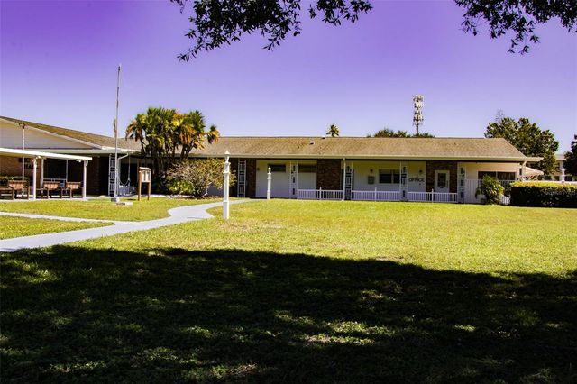 1950 58TH AVENUE N 10, St Petersburg, FL 33714