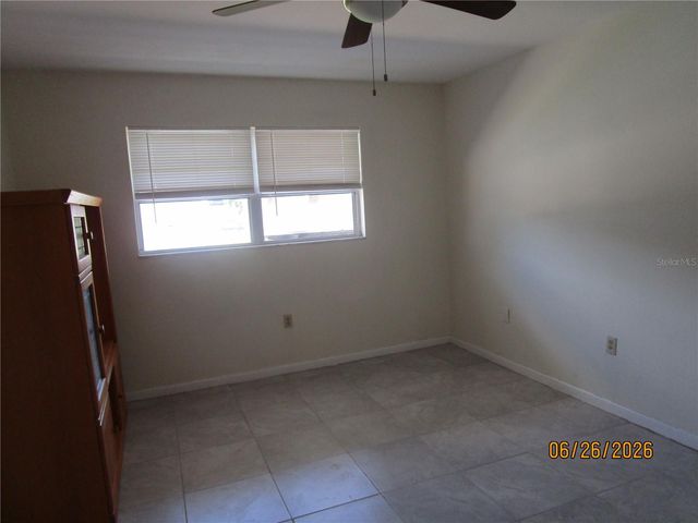 1950 58TH AVENUE N 10, St Petersburg, FL 33714