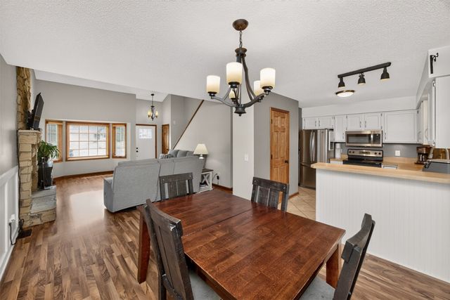 4825 71st Street, Urbandale, IA 50322