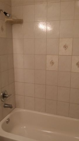 8877 NW 28th Drive 3, Coral Springs, FL 33065