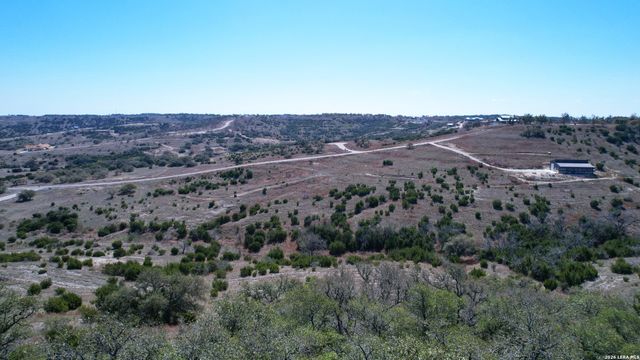 211 majestic hills, Blanco, TX 78606