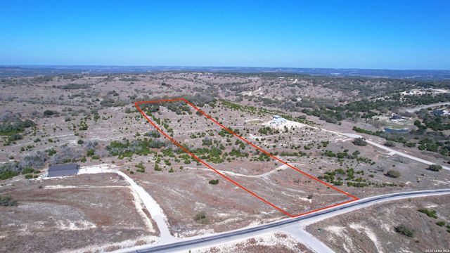 211 majestic hills, Blanco, TX 78606