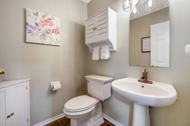 247 Trail E, Pataskala, OH 43062